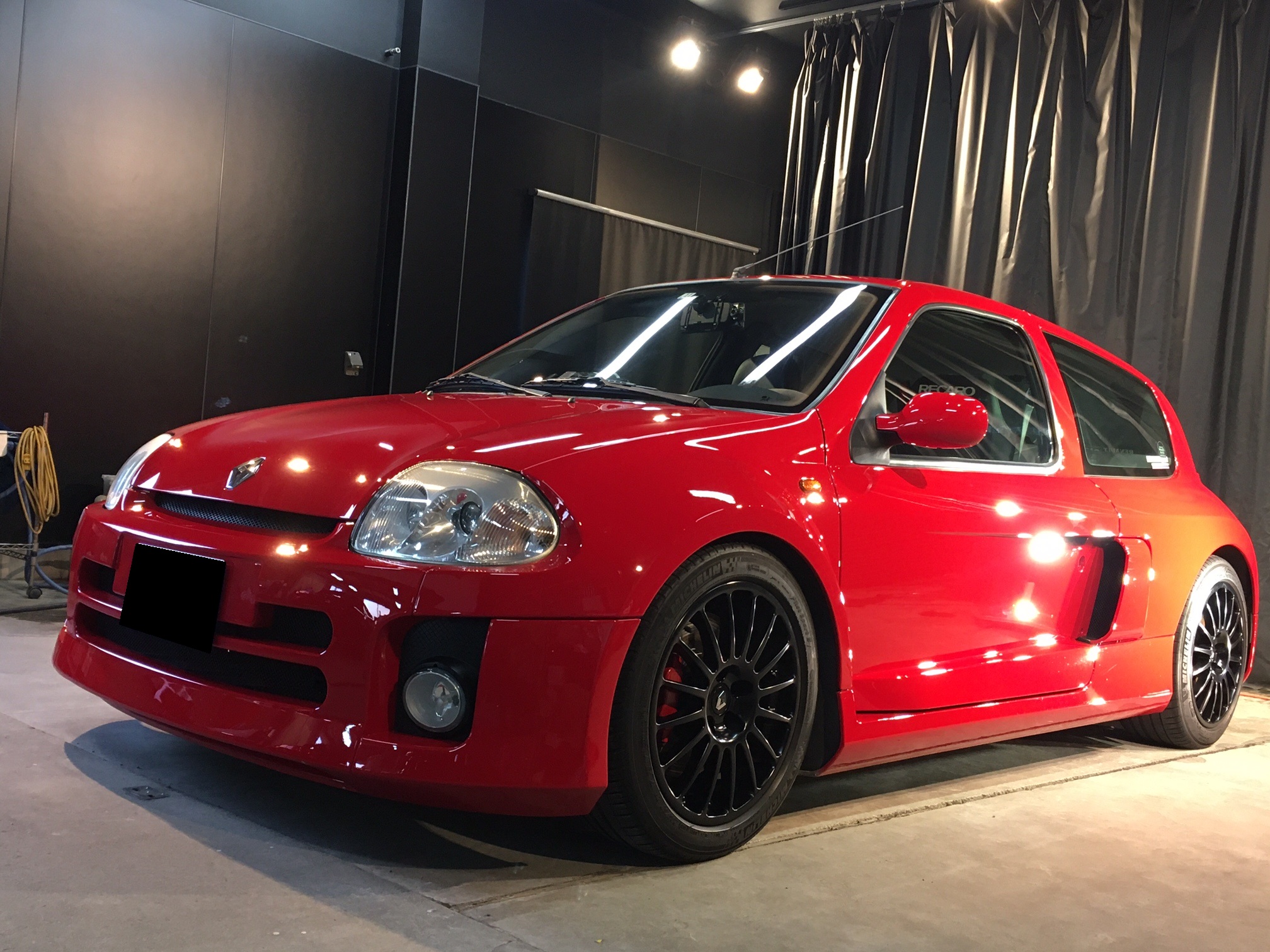 ルノー・クリオV6のリセットコース・・・徳島県カーコーティング専門店クラフトワークス・ゼン 徳島 車のコーティング ドレスアップ クラフト